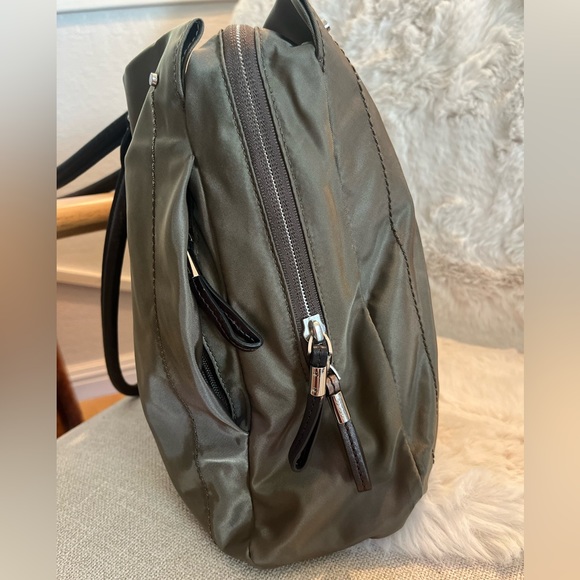 TUMI VOYAGEUR DERBY BUSINESS TOTE -  OLIVE GREEN - Picture 2 of 13